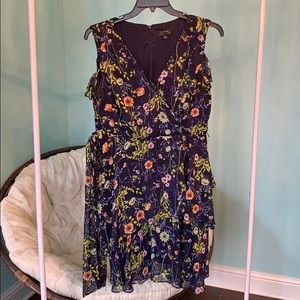 Tahari floral dress. Size 12 excellent condition.